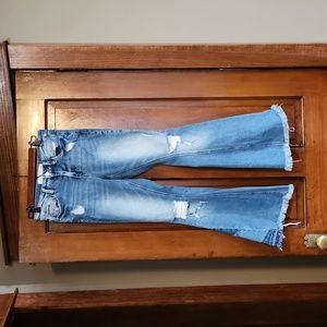 Bridge by gly Buckle jeans